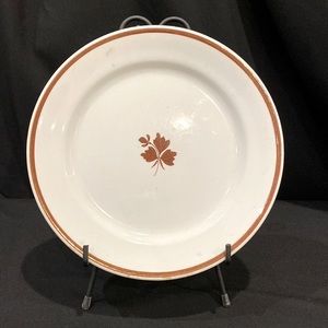WEDGEWOOD & CO, ENGLAND, ROYAL STONE CHINA, COPPER LUSTER TEA LEAF DINNER PLATE.